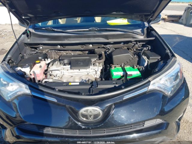 Toyota RAV4 Limited Image 19