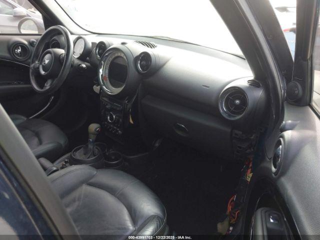 MINI Countryman Cooper S Image 2