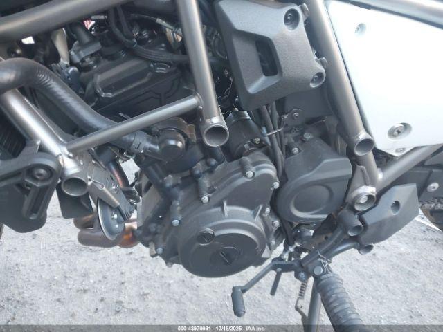 Kawasaki El450 A Image 8