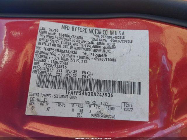 Ford Taurus Sho Image 4