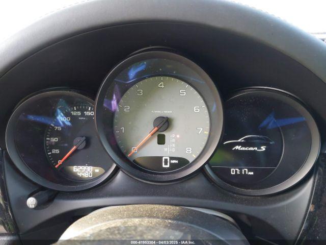 Porsche Macan S Image 14