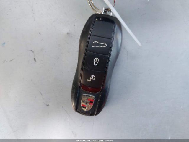 Porsche Macan S Image 8