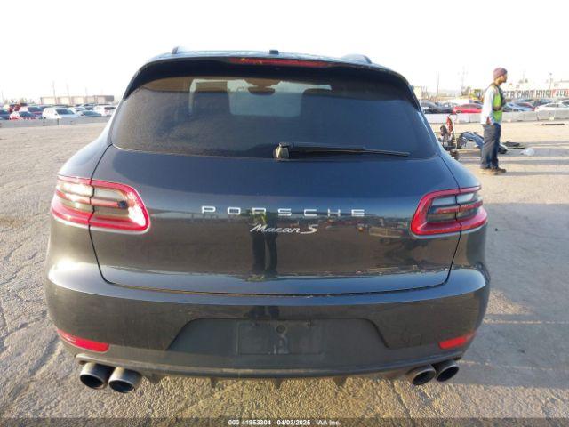 Porsche Macan S Image 11