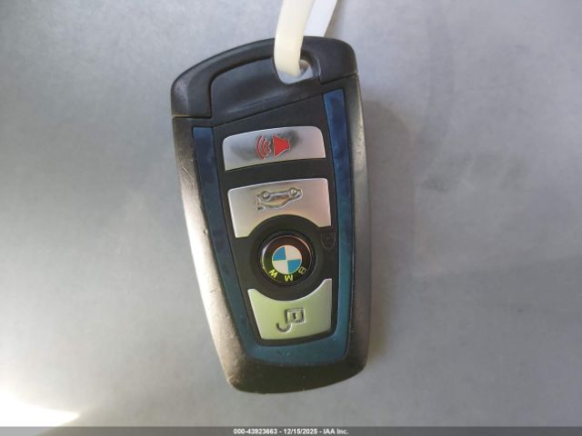 BMW 3 Series Image 10