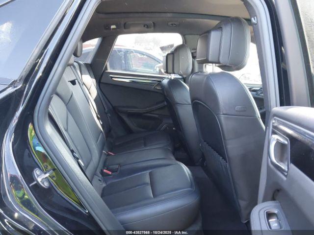 Porsche Macan S Image 5