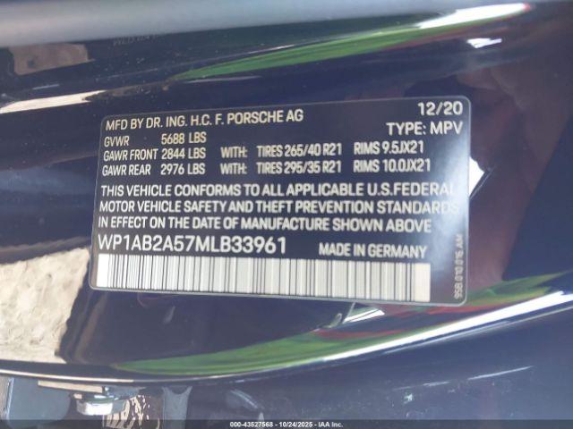 Porsche Macan S Image 9