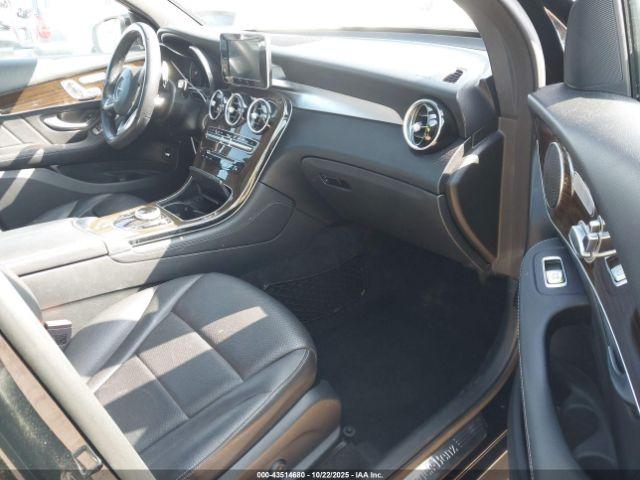 Mercedes-Benz GLC 4matic Image 9