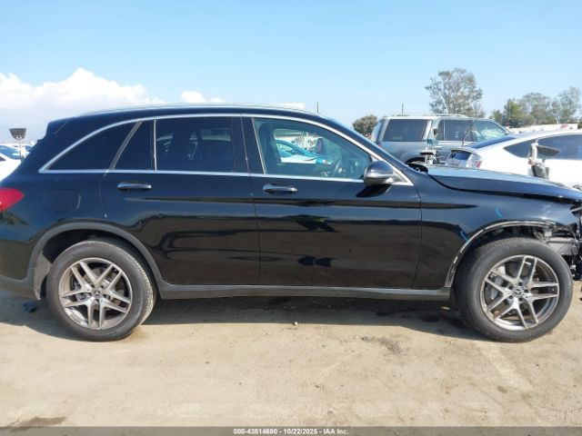 Mercedes-Benz GLC 4matic Image 17