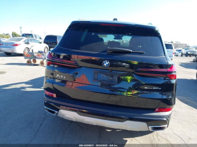 BMW X Series Xdrive50e Image 11