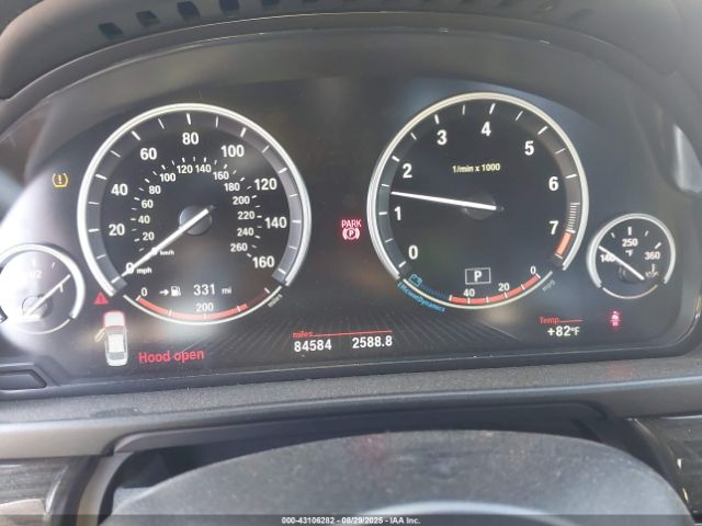 BMW 5 Series Image 6