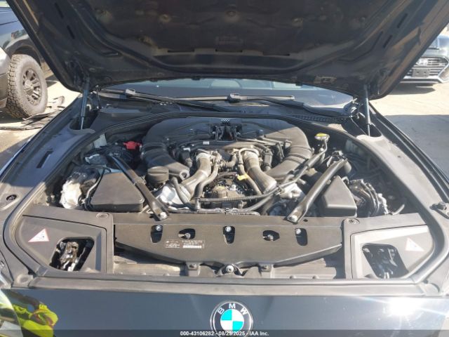 BMW 5 Series Image 12