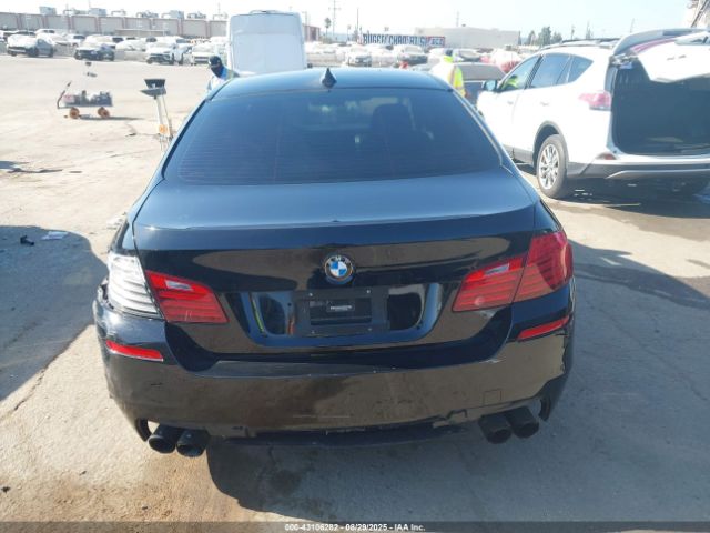 BMW 5 Series Image 4