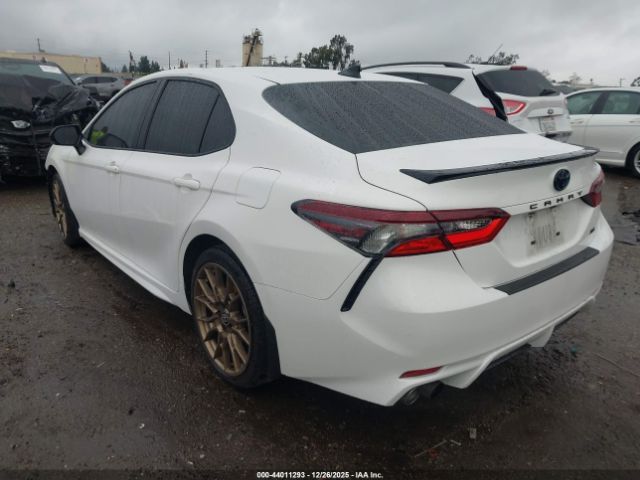 Toyota Camry Se Nightshade Image 12