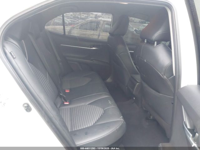 Toyota Camry Se Nightshade Image 15