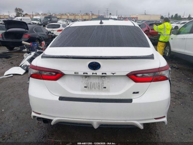 Toyota Camry Se Nightshade Image 9