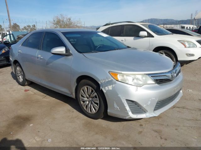 Toyota Camry Le Image 1