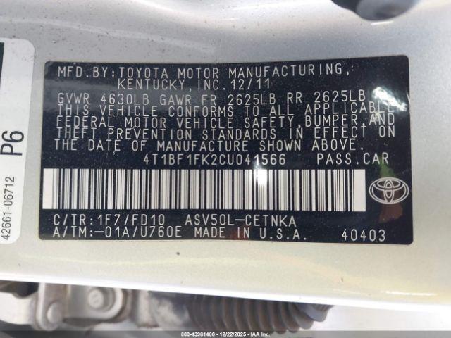 Toyota Camry Le Image 2