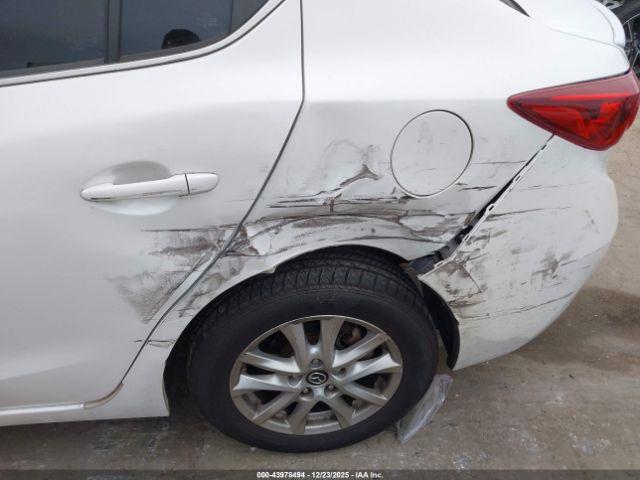 Mazda Mazda3 I Grand Touring Image 10