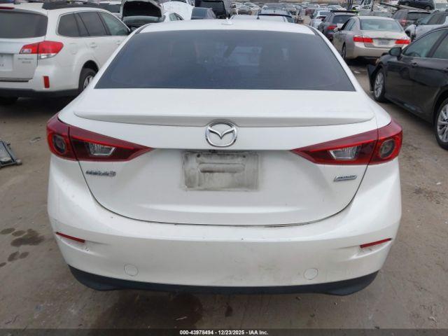 Mazda Mazda3 I Grand Touring Image 2