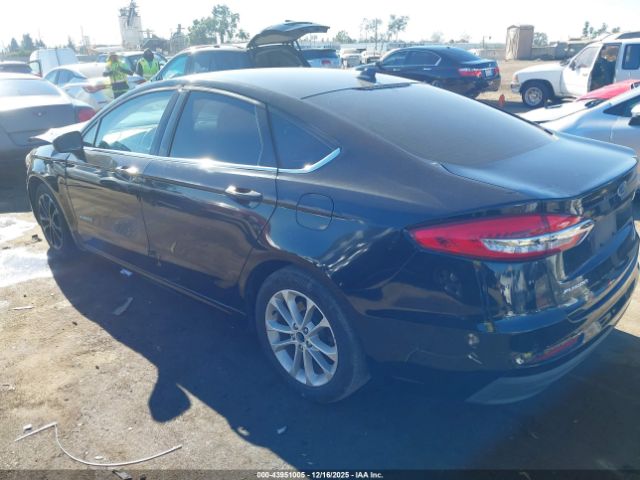 Ford Fusion Se Image 3