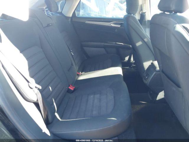 Ford Fusion Se Image 10