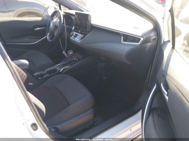 Toyota Corolla Hybrid Se Image 2