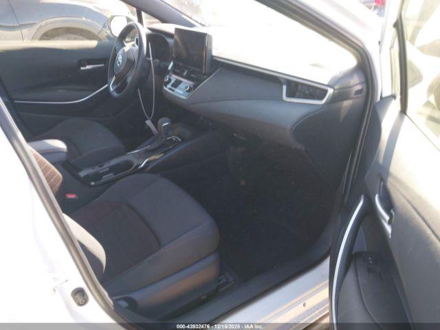 Toyota Corolla Hybrid Se Image 2