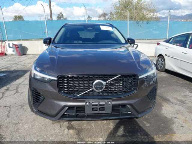 Volvo Xc60 Recharge Plug-in Hyb T8 Plus Dark Theme Image 8