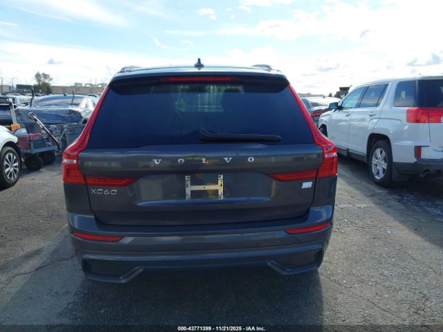Volvo Xc60 Recharge Plug-in Hyb T8 Plus Dark Theme Image 4