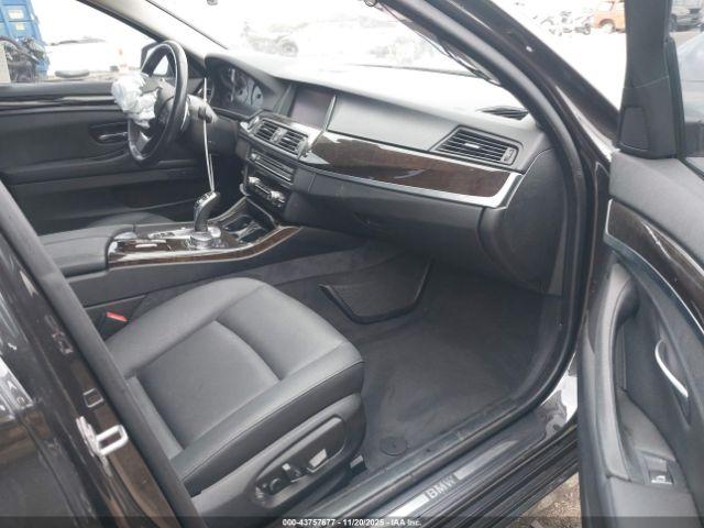 BMW 5 Series Image 3