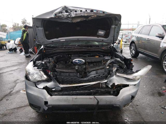 Subaru Forester 2.5i Premium Image 10