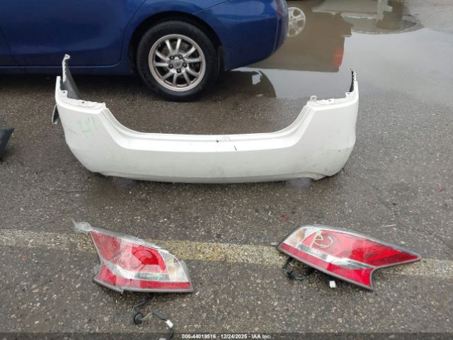 Nissan Altima 2.5 S Image 9