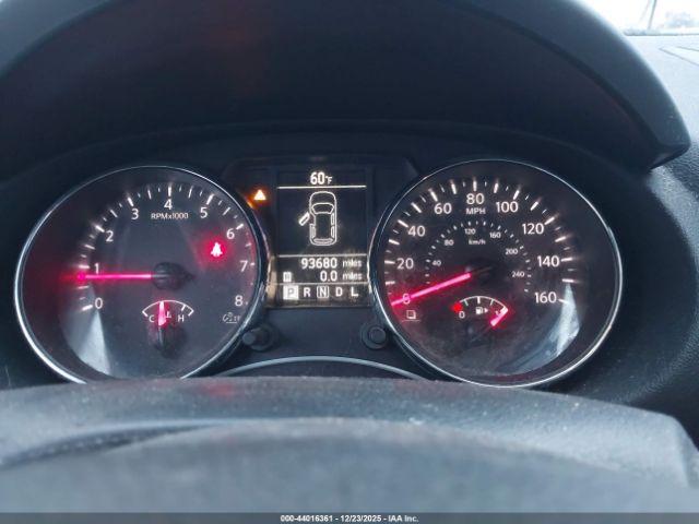 Nissan Rogue S Image 15