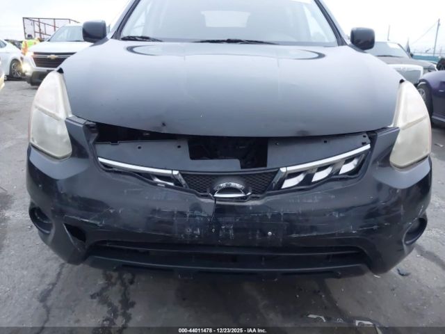 Nissan Rogue S Image 6