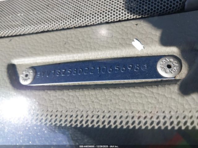 Volvo V70 Xc Image 6