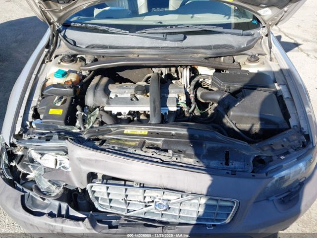 Volvo V70 Xc Image 17