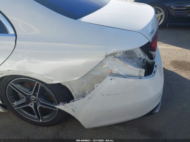 Mercedes-Benz S-Class 4matic Image 6