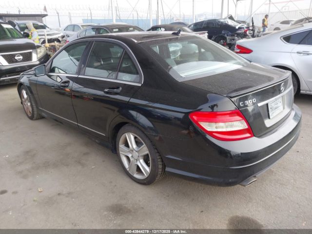 Mercedes-Benz C-Class Image 2