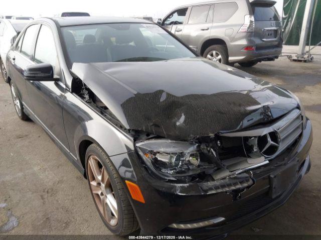 Mercedes-Benz C-Class Image 10