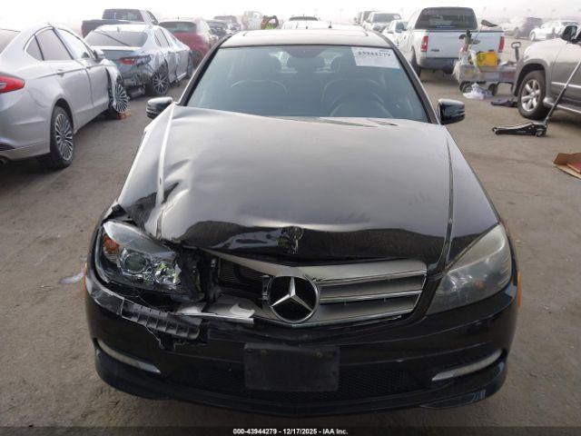 Mercedes-Benz C-Class Image 15