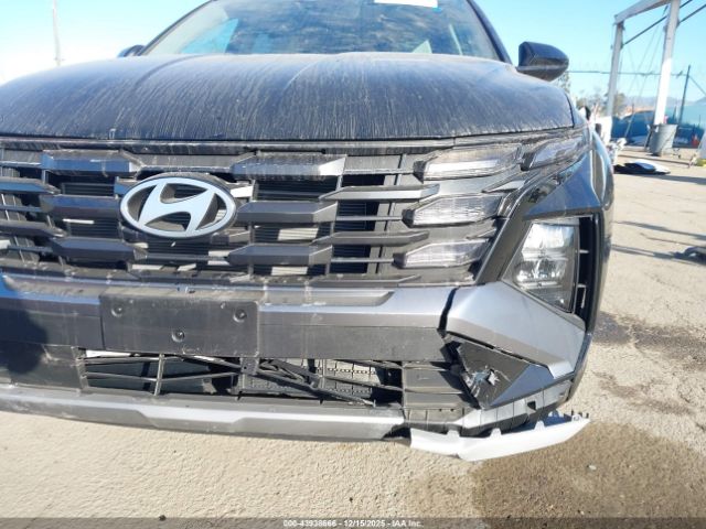 Hyundai TUCSON Sel Image 2