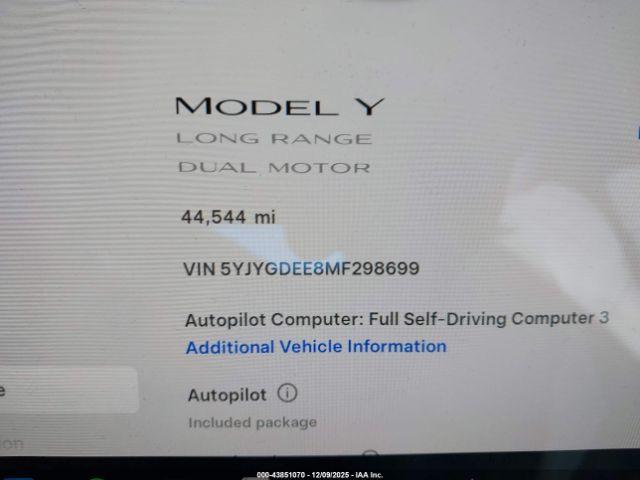 Tesla Model Y Long Range Dual Motor All-wheel Drive Image 6