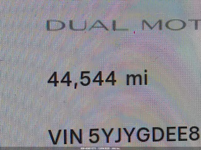 Tesla Model Y Long Range Dual Motor All-wheel Drive Image 14