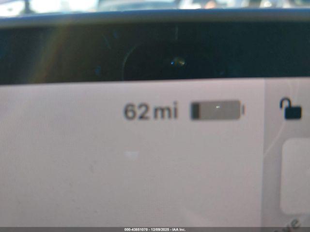 Tesla Model Y Long Range Dual Motor All-wheel Drive Image 15