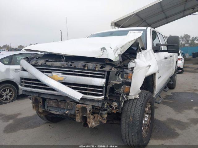 Chevrolet Silverado 2500 Wt Image 8