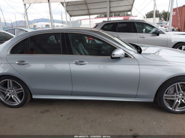 Mercedes-Benz E-Class Image 2