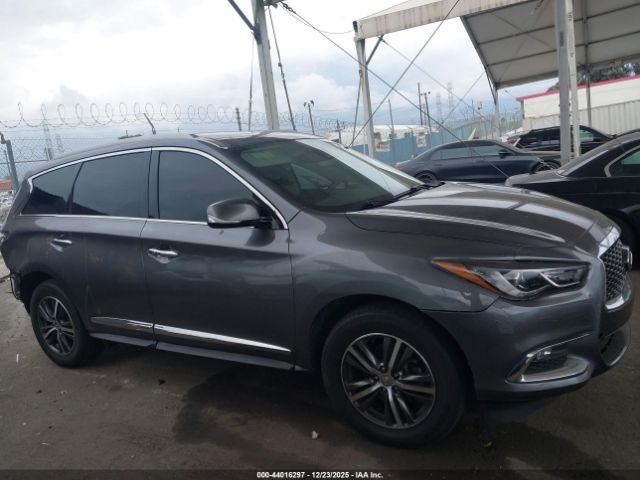 INFINITI Qx Luxe Image 14