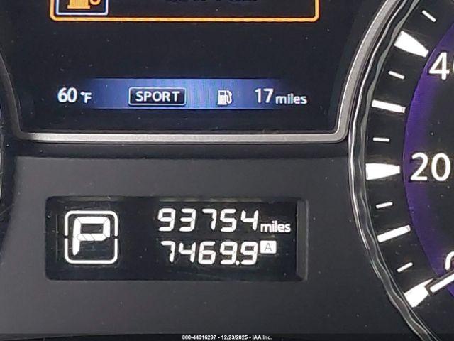 INFINITI Qx Luxe Image 8