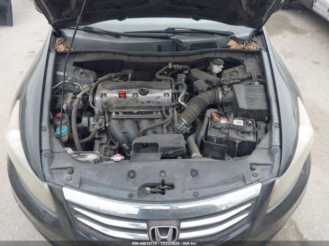 Honda Accord 2.4 Lx Image 18