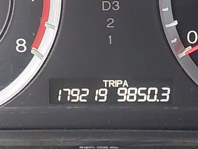 Honda Accord 2.4 Lx Image 8